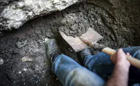 istock Mysterious cave found in central Israel