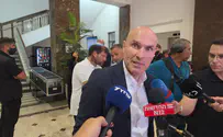 «Он не смотрел в глаза ни мне, ни Нетаньяху!»