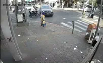 Security camera Disturbing footage: Cyclist thrown onto road in collision