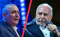 Avshalom Sassoni, Chaim Goldberg/Flash 90 'Benny Gantz 2, seeking to form government with Netanyahu'