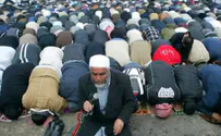 Flotilla Sheikh gets Hero's Welcome in Umm el-Fahm