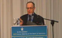 Dershowitz: Israel's Problem is Jews from 'Planet Chomsky'