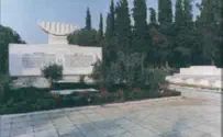 Anti-Semites Attack Jewish Graves in Greece and US