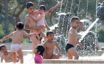 Heat Wave Continues, Temperatures Hit 44 C