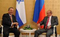 Barak Meets Putin in Russia, Clinches Military Deals