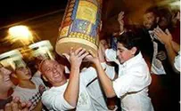 Israeli Jews in 'Second Hakafot' Dances