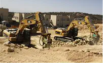 Netanyahu to Kerry: 1,000 Homes During Talks