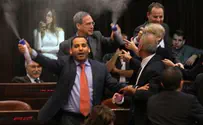 Kadima Perfumes Knesset to Ward off 'Stinking Politics'