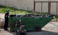 Arab Worker Loses Arm in Jerusalem Pipe Bomb Blast