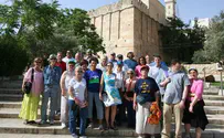 Hundreds Gather in Support of Hevron