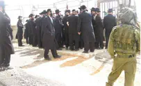Chassidim Pray at Rav Ashi's Tomb