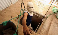 Gaza Terrorists Stream Into Sinai