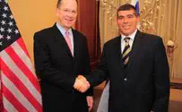 Mullen: No Nukes for Iran but No Attack