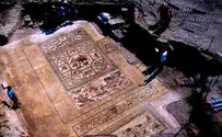 Israel news photo: Niki Davidov/IAA Ancient Artisans' Footprints Discovered Beneath Lod Mosaic