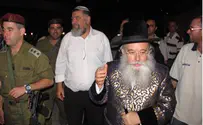 למעלה מאלף מתפללים נכנסו הלילה לקבר יוסף