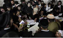 Rabbis: will Peres Visit Defiled Synagogue, Too?