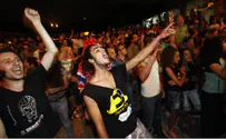 Tent Protesters Threaten Government