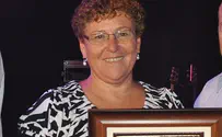 IDF Heroes' Mother Miriam Peretz Honored by Maagalim 