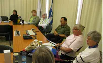 Frank Mecklenburg Foreign Students, 17 to 81, Begin Studies in Ariel