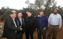 Larson: Israel Must Show that Arabs Have Equal Rights