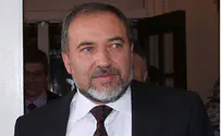 Завтра Либерман встретится с Кэтрин Эштон