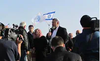 2,000 Visit Samaria for Tu B'Shvat