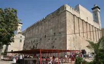 Israel news photo: Flash 90 Jews Move Into House Near Cave of Patriarchs