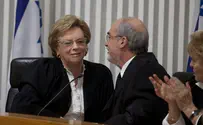 Beinisch Bids Teary Farewell to Bench