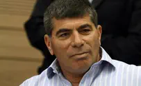 48% מאמינים לאשכנזי, רק 17% מאמינים לברק