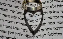 אחד מאסירי יפן בא בברית האירוסין 