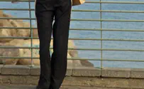 מכנסים צמודים? לא צנוע! 