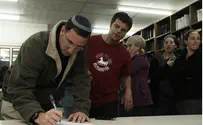 Migron Residents Have Mixed Feelings About Signed Agreement
