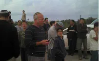 Jewish Residents Protest Removal of Road Blockade