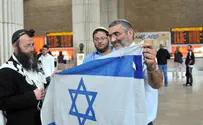 אלדד ובן ארי יסיירו במוסמוס