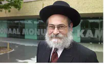Queen of Holland Honors Dutch Chief Rabbi