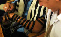 'Tefidanit' Wins Battle of the Tefillin Protective Cases