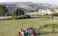 Jewish Man Attacked by Arabs on Jerusalem Promenade