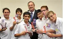 Israeli Yeshiva Team Wins Worldwide Invention Award