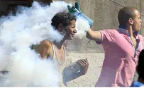 Britain 'Poised' to Evacuate Diplomats from Mideast