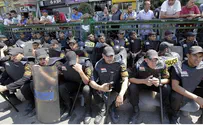 Egyptian PM: Some Protesters Paid to Participate
