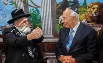Peres: Best To Get Rid of 'Modern Haman' Ahmadinejad without War