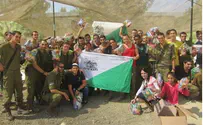 Photos: Young Israel Spends Sukkot with the IDF