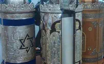 הרב החשוד בגניבת ספרי תורה שוחרר למעצר בית