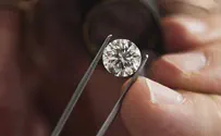 Lauder Women's Jewels to Auction for Breast Cancer Research