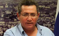 עיני נגד בנט: מסית נגד ציבור העובדים