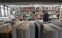 Spanish Author Accepts Israeli Award, Rebuffs Boycott Calls
