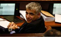 הגזירות הראשונות בדרך
