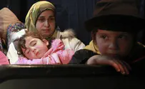 Over 4,000 Syrian Refugees Flood Jordan in 24 Hrs