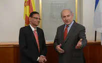 Netanyahu: Ratchet Up the Sanctions Against Iran