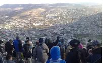 На горе Гевал многолюдно